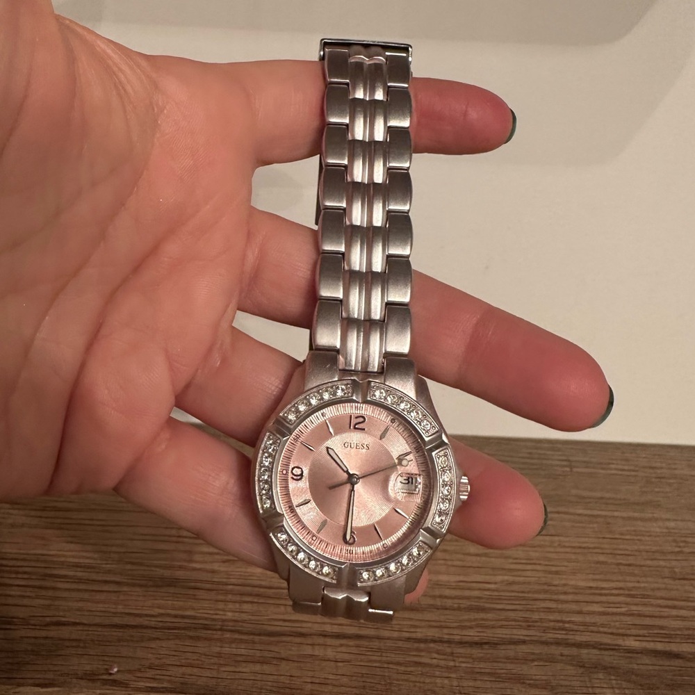 Women’s Guess Watch - Picture 3 of 3
